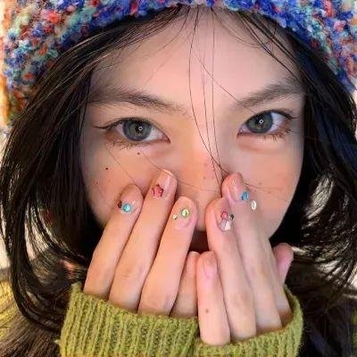 玉女撩春